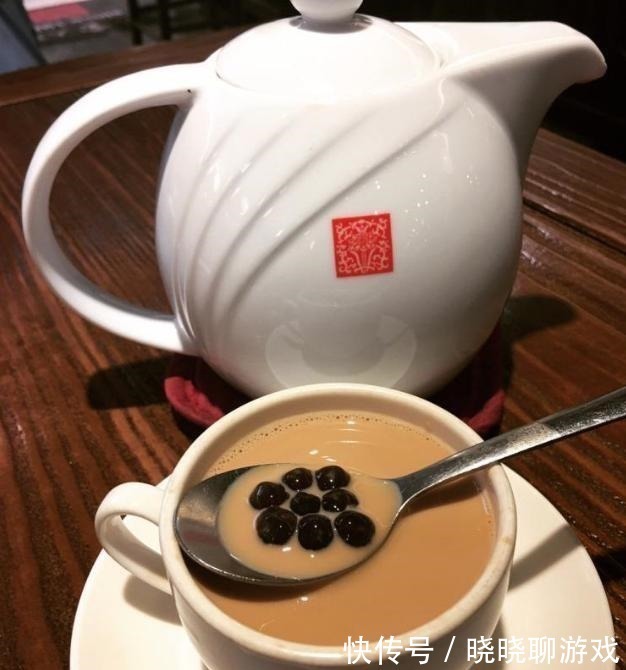 雷军|雷军的一碗小米粥，竟引发了一场奶茶风暴刘强东马云纷纷入局