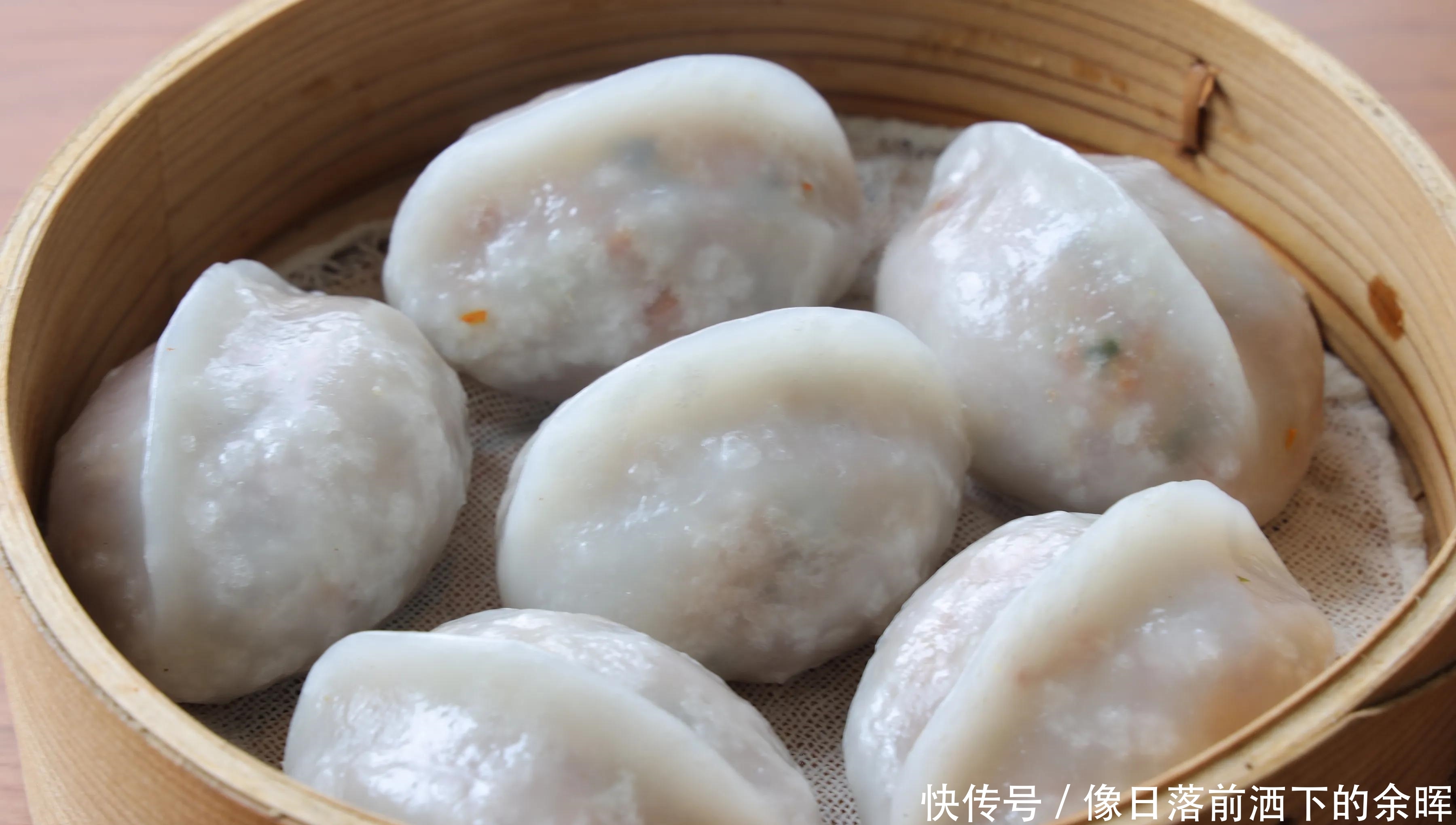 比包子馒头还好吃,外皮有嚼劲,馅料满满,一次吃3个都不过瘾!