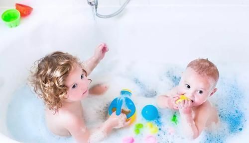 沐浴露|洗澡第一件事不是脱衣服,而是这样做,做对救命,做错或丧命