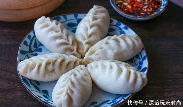 包子|蒸包子,到底用大火还是小火教你正确方法,包子暄软不塌陷