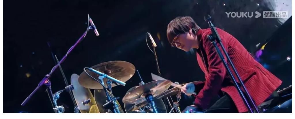 《好聲音》冠軍被罵到消失后，這次終于翻身了！