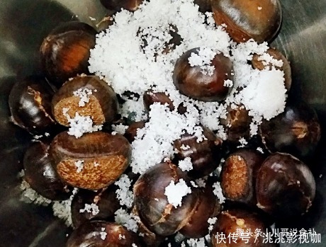 好吃|板栗好吃不易剥皮掌握3个要点,轻松剥皮不伤手,个个完整