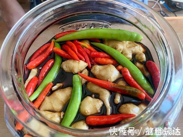 腌菜一个月才敢吃？多加1步降低亚硝酸盐，酸辣爽口，5天就能吃