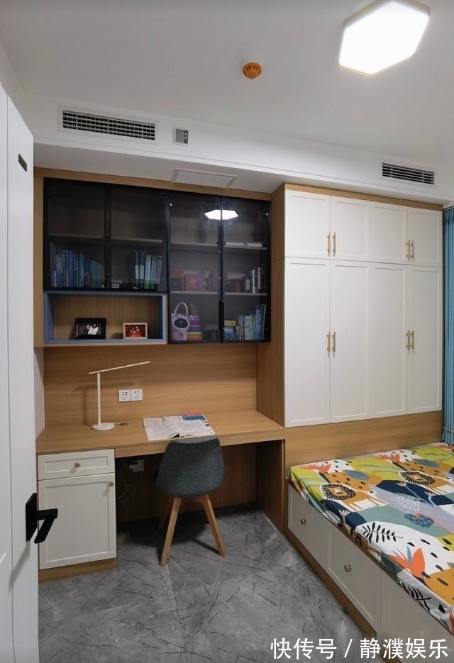 床头|越来越流行不做电视墙，学她家装修，入住三个月生活幸福美满