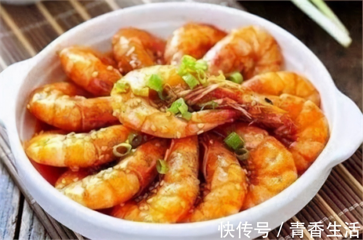 剁椒|美食推荐：剁椒鸡腿，啤酒大虾，夹沙肉的做法