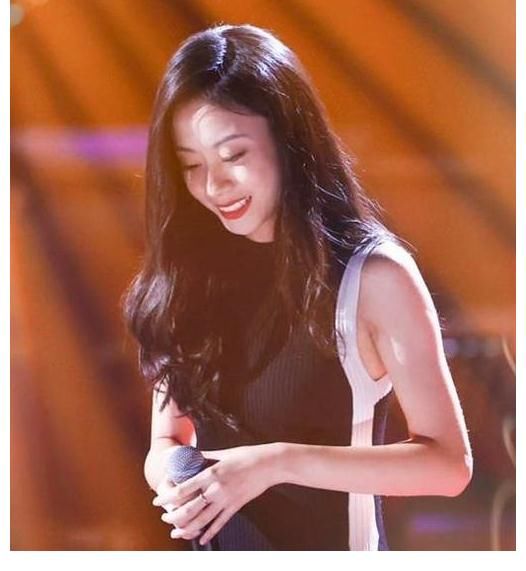 沙楠杰|《好声音》首播失利:收视排名很尴尬,六名学员都是回锅肉