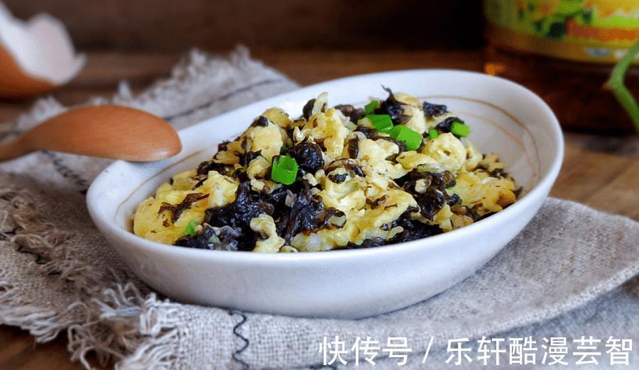 秋季，鸡蛋别再蒸鸡蛋羹，换一种新花样，营养全面好消化，别错过