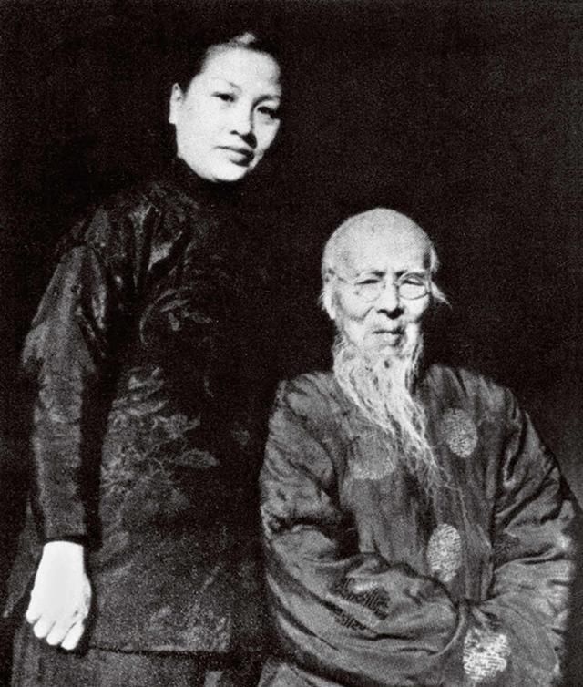 故事|女弟子求画,齐白石一高兴画了3幅,如今卖出2000万