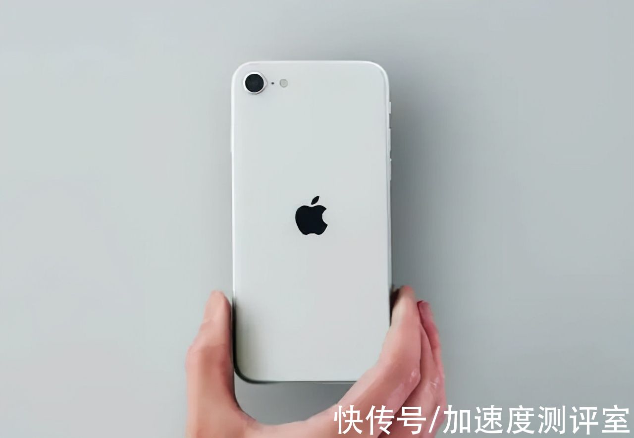 续航|iOS固然流畅，但这两款不建议买，一是为续航，二是为性价比