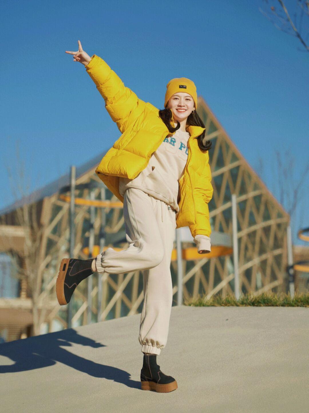 保暖|“羽绒服”撑起冬季的保暖与优雅,不老气、不扮嫩,穿出chic高级