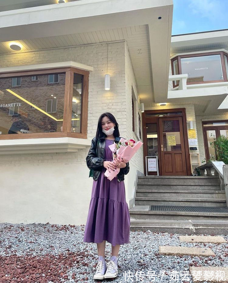 颜色|建议皮肤黄的女性,少穿黑白灰!多穿这5种“颜色”,非常显气质