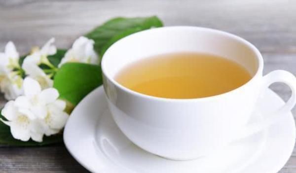 柠檬蜂蜜|蒲公英被称为“神仙草”,泡水喝却有3大禁忌,喝错反而伤身体