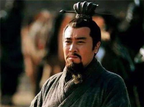 三国下场最悲惨的3个美人,一个被做成肉羹,一个悲愤跳井自尽