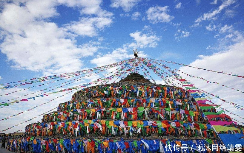 《敖包相会》的敖包是蒙古包吗?这可能是外族人常有的误会