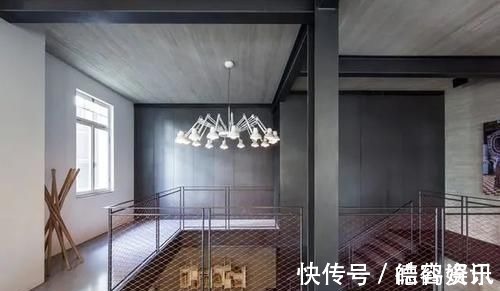 复式楼|晒晒复式楼,不豪华、不上心却走红网络,这个家凭什么如此吸引人