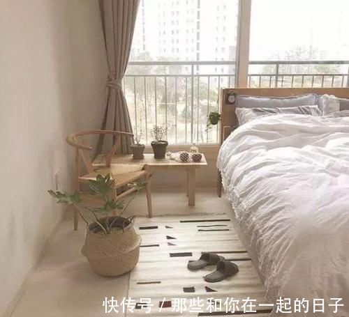 家居|韩国人的温馨小窝，简洁利落的家居布置，房间不大却越住越大