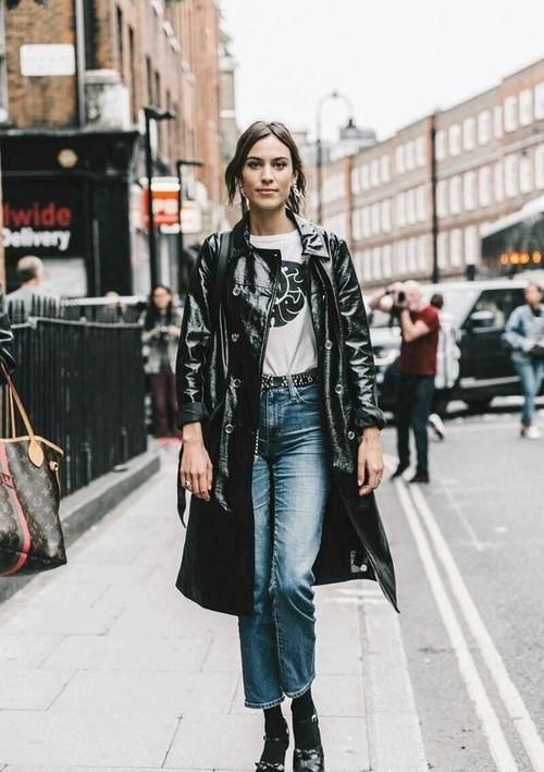 初春火了一种新穿法,叫“薄外套+九分裤”,时髦随性,潮人都爱