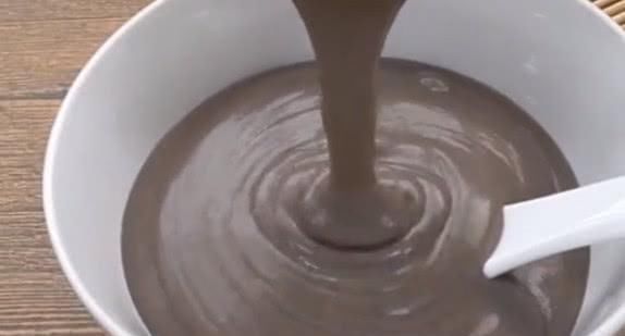 头发白了别急着染, 多吃这几种食物, 还你一头乌黑靓丽的秀发