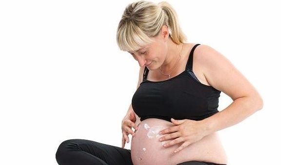 小家伙|孕妇感觉肚子“又硬又紧”和小宝贝发育有关么？了解这3点很重要