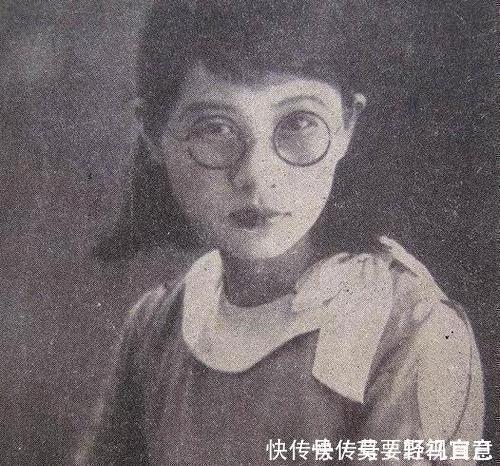 民国悲情才女被父母嫌弃，遭婆婆虐待，被情人欺骗，孤独终老！