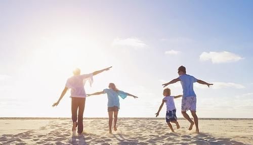 行为|孩子之所以不自信,与父母的3种行为有关,很多人中招