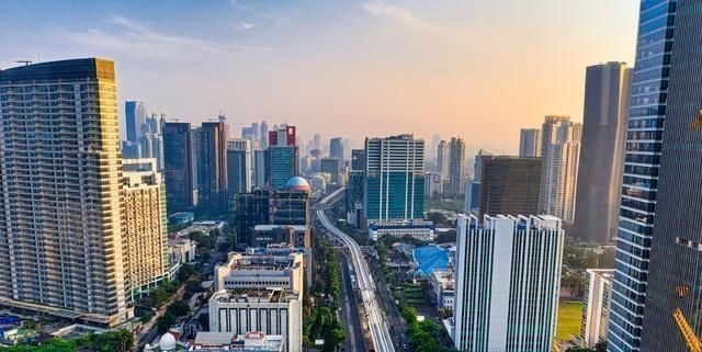 腰线层|内行人买房别执着“买单不买双”,这3个楼层才真的不能选