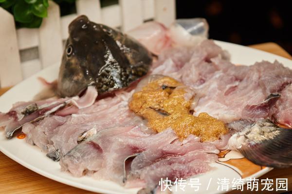 结石|中老年人要少吃肉？47岁大姐，3年没吃肉，换来的结果，引人深思