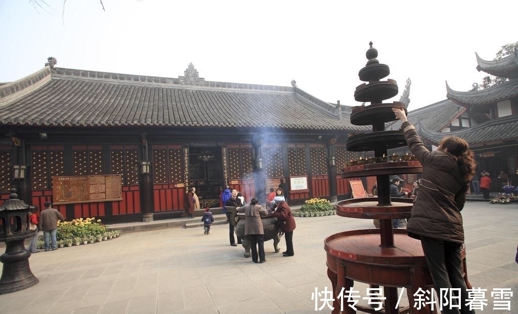 网络小说$强推5本极品网络小说,书名很极品,故事也很极品