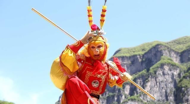 还要|孙悟空手上还有一件武器,比金箍棒还要厉害,如来都十分忌惮