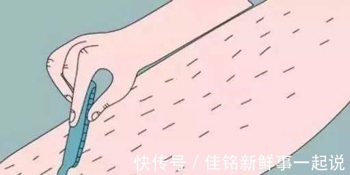 皮肤 仙女怎么能有鸡皮肤!养成光滑小腿,快试试这几个护肤方法!