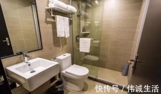 排污|马桶到底能不能直接“扔纸”好多人做错了，细菌弥漫卫生间
