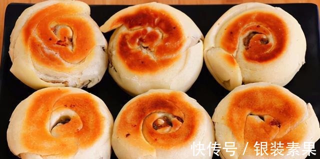 发面直接加酵母粉和白糖是大错,教你一小妙招,发面只需10分钟