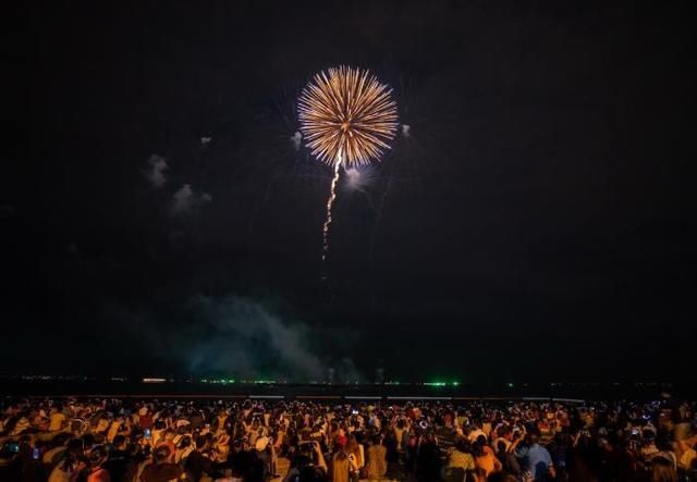 绚丽|视界 绚丽烟花点亮芭堤雅夜空