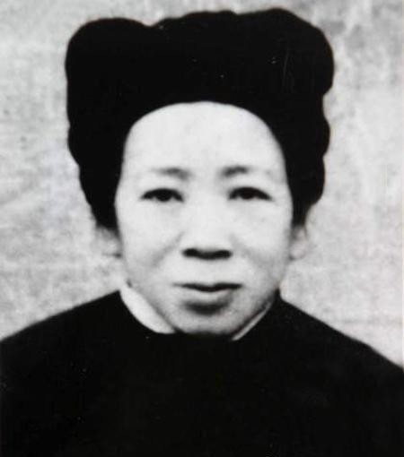 不许|她是八路军的大恩人,曾借出七千斤小米,建国后却不许家人提及