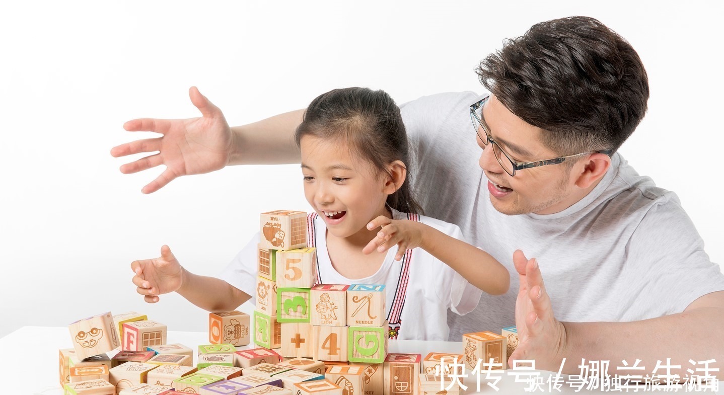 亲子关系|玩具打败手机,还是手机战胜玩具爸妈买这4种玩具孩子更聪明