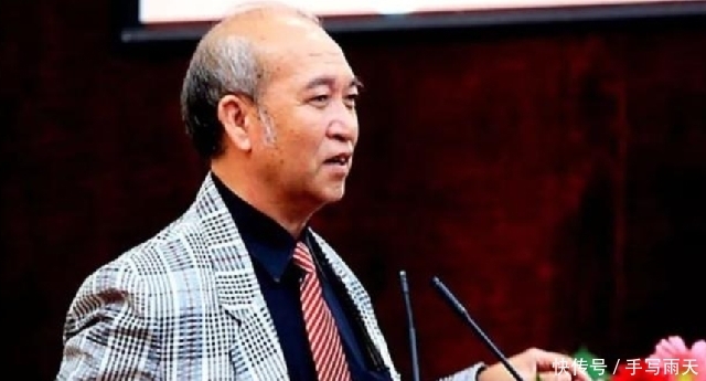 华侨收藏家继承遗产,发现数万圆明园文物,自费运回中国捐赠