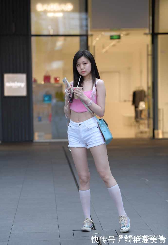 粉白 夏日清新“约会装”,粉色吊带配短裤,让你轻松“胜人一筹”