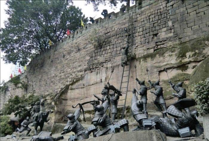 宋军|宋军为何能坚守钓鱼城二十年之久?为何蒙古军困不死他们?