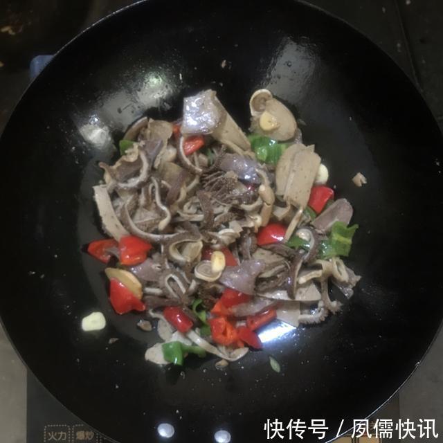 秋季之后,我家隔三差五吃这道菜,高营养味道美,再贵也值得