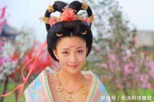 杨贵妃|杨玉环独受唐玄宗宠爱，为何只是贵妃，而没当上皇后