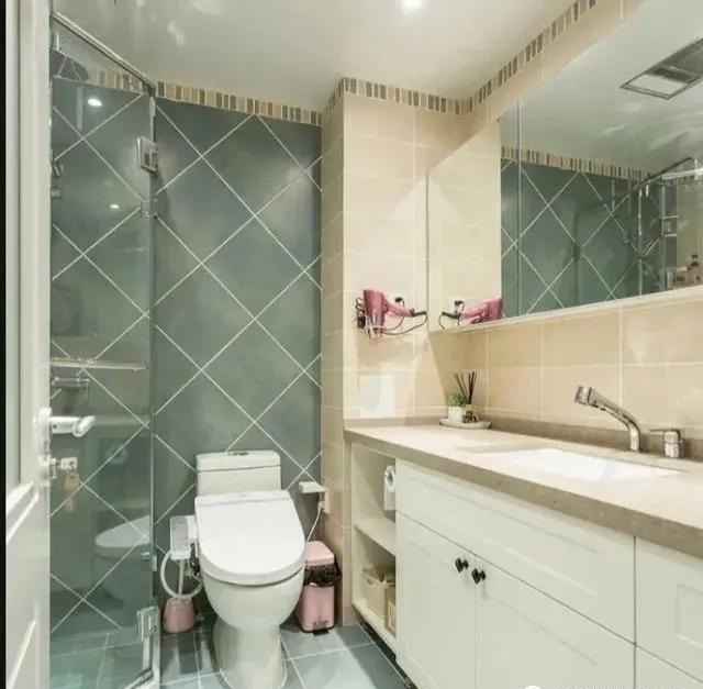 床头柜|利用9处掏个洞,简直不要太好用,细节看重一分,入住烦恼少一分