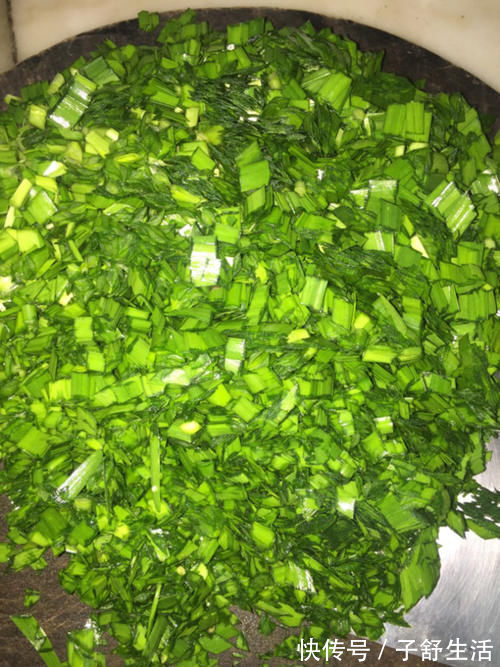 身体健康|建议中年人，无论有钱没钱，都要多吃这道菜，对身体健康有好处！