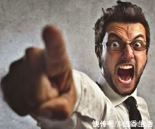 便秘|心火过旺的5个表现，多吃4种食物，不失眠、不便秘、睡得香