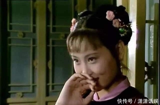 彩霞身为王夫人最得力的丫环，为何却会看中王夫人最讨厌的贾环？