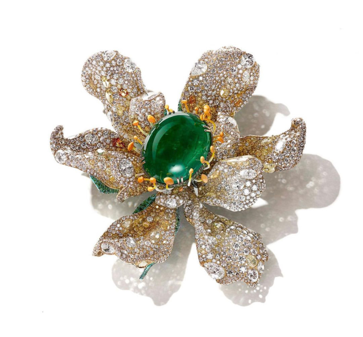 6000多年前就作为献给神的礼物,如今更是明星追捧的宝石-祖母绿