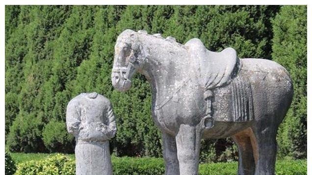 金银珠宝|武则天墓前的无头石人,千百年无人能懂,却被种地老农无意破解