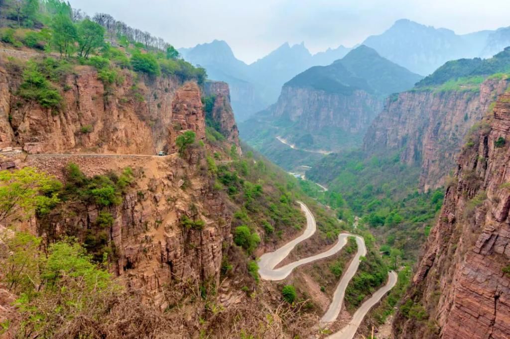 中国|中国最危险的村庄，“第一影视村”——郭亮村