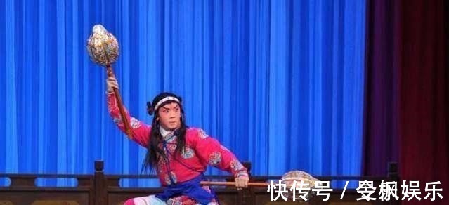 薛丁山&一对擂鼓瓮金锤重达800斤,除李元霸外,还有六人也曾使用过