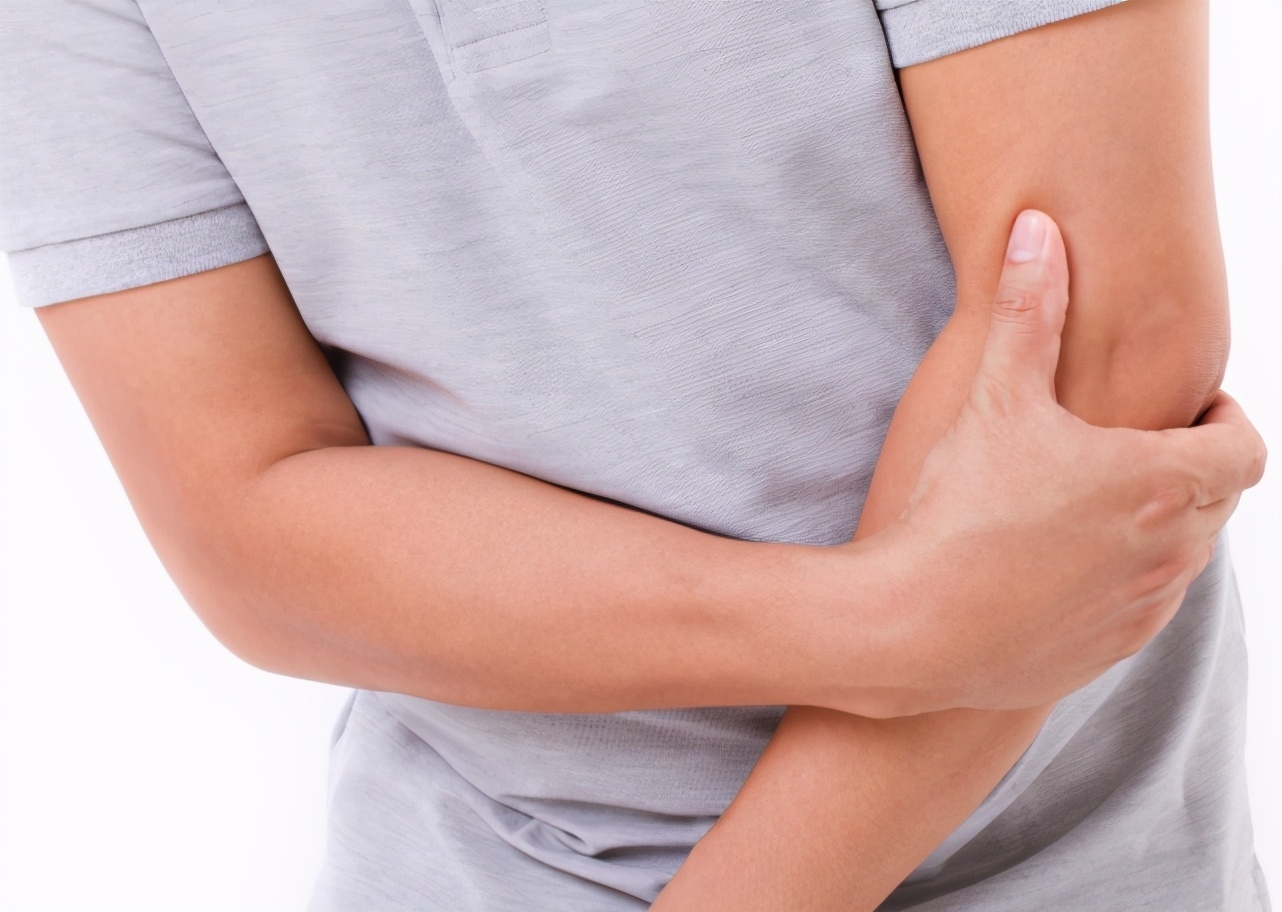 老年人|骨癌都有哪些症状医生8个信号出现,你真要重视起来了