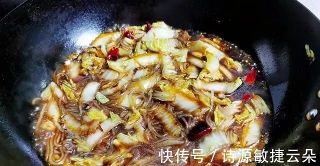 白菜|冬季,这两样食材一起炖,补脾益胃,提高免疫力,炖一锅滋补解馋!